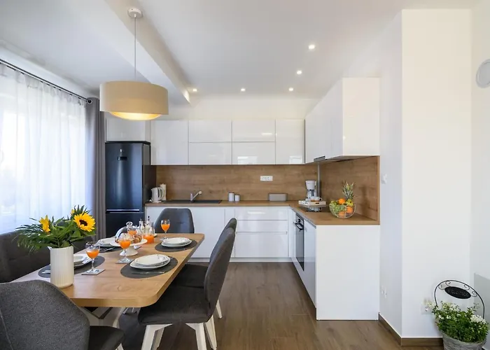 Apartment Silver Star